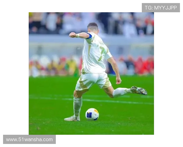 戴格诺特盛赞肯威关键作用球队核心发挥助力赛场胜利体育焦点之战